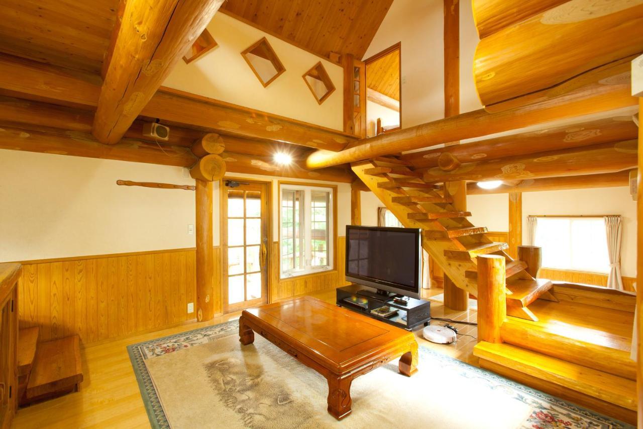 מינאמיוגוני Kurokawa Mori No Cottage מראה חיצוני תמונה