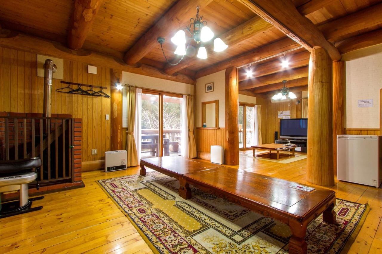 מינאמיוגוני Kurokawa Mori No Cottage מראה חיצוני תמונה